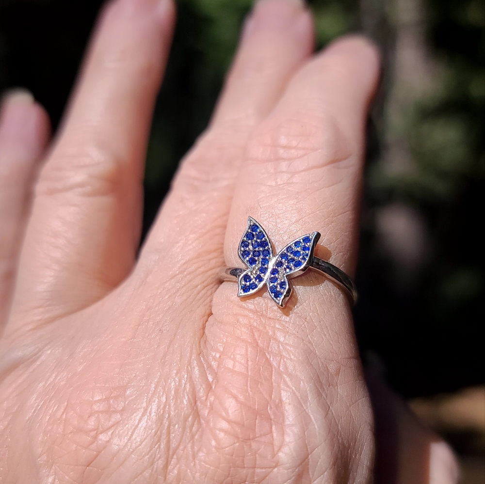 Sterling silver & blue sapphire butterfly ring - Picture 3 of 10